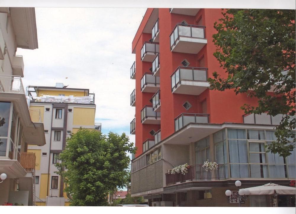 Hotel Darsena Cesenatico Kültér fotó