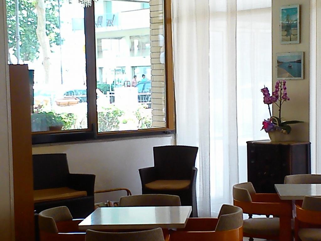 Hotel Darsena Cesenatico Kültér fotó