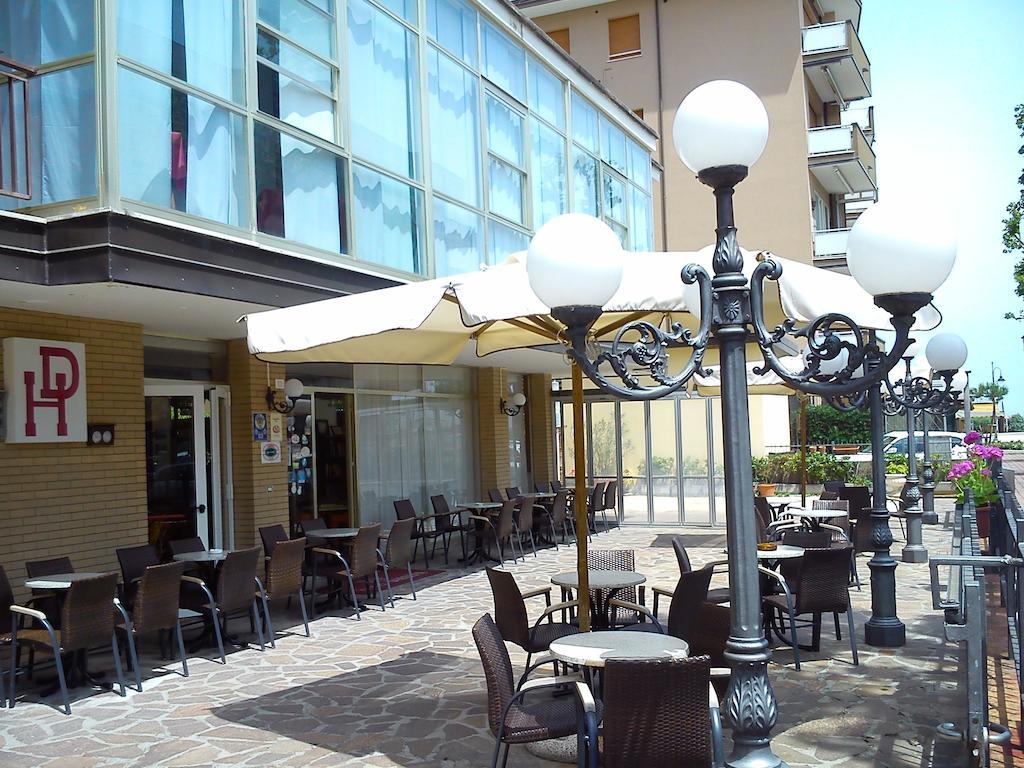 Hotel Darsena Cesenatico Kültér fotó